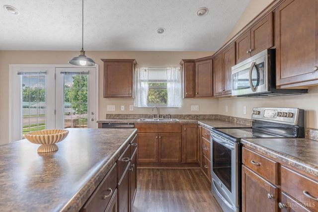 101 Silver Oak Court, Carlisle, OH 45005