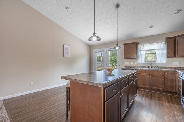 101 Silver Oak Court, Carlisle, OH 45005