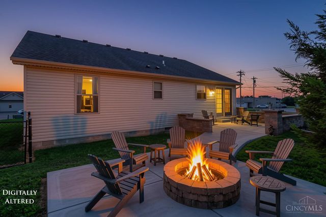 101 Silver Oak Court, Carlisle, OH 45005