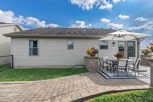 101 Silver Oak Court, Carlisle, OH 45005