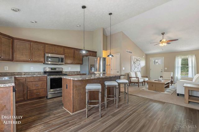 101 Silver Oak Court, Carlisle, OH 45005