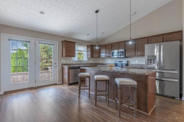 101 Silver Oak Court, Carlisle, OH 45005