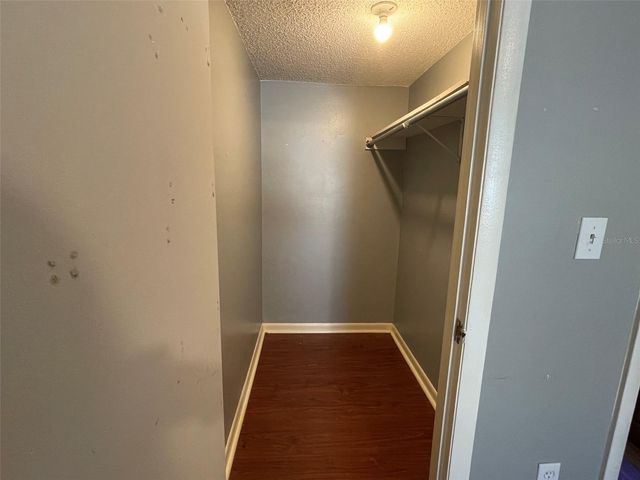 208 NE MONROE CIRCLE N 307, St Petersburg, FL 33702