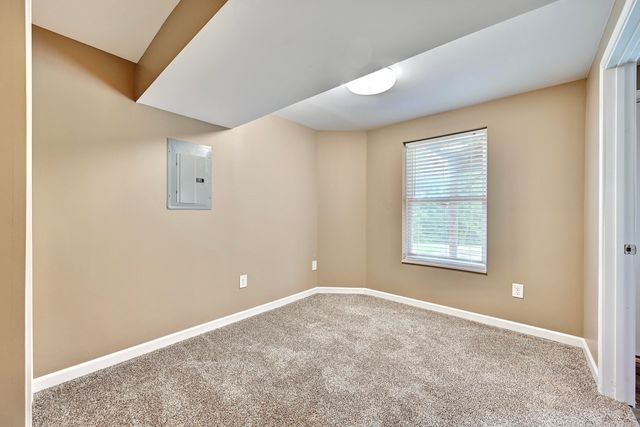 415 Claiborne Drive, Dry Ridge, KY 41035