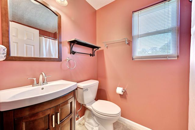 415 Claiborne Drive, Dry Ridge, KY 41035