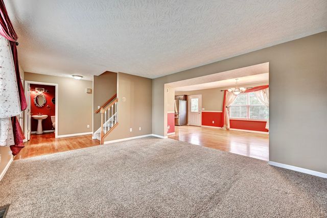 415 Claiborne Drive, Dry Ridge, KY 41035