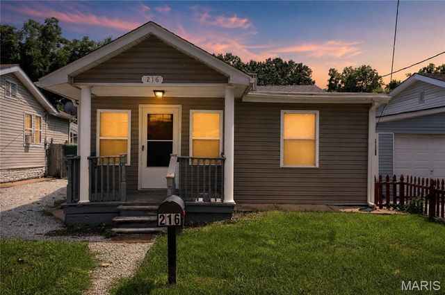 216 Viehl Avenue, St Louis, MO 63125