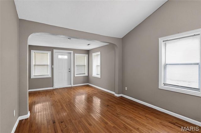 216 Viehl Avenue, St Louis, MO 63125
