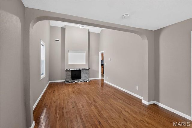 216 Viehl Avenue, St Louis, MO 63125