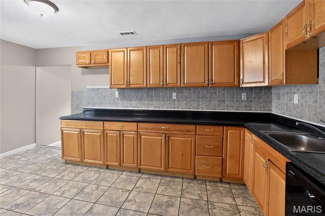 216 Viehl Avenue, St Louis, MO 63125