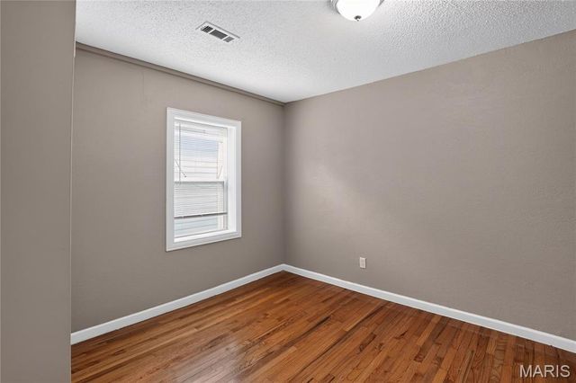 216 Viehl Avenue, St Louis, MO 63125