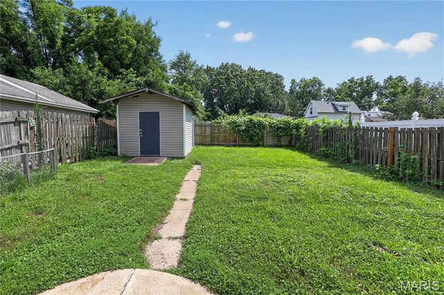 216 Viehl Avenue, St Louis, MO 63125