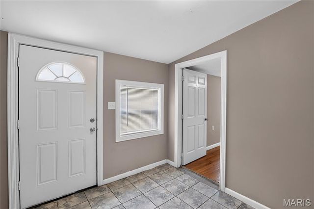 216 Viehl Avenue, St Louis, MO 63125