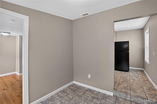 216 Viehl Avenue, St Louis, MO 63125