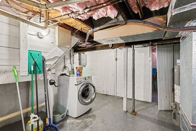 889 Fleming Avenue, Muskegon, MI 49442