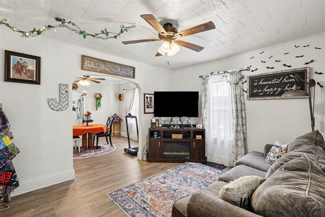 889 Fleming Avenue, Muskegon, MI 49442