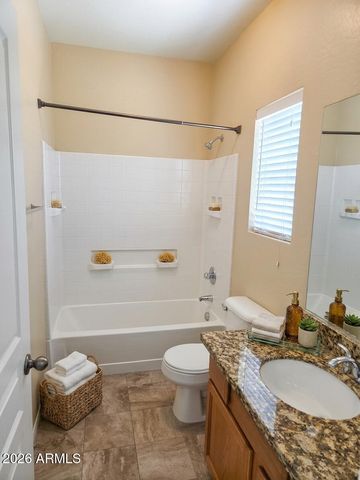243 S AARON --, Mesa, AZ 85208