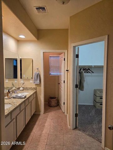 243 S AARON --, Mesa, AZ 85208