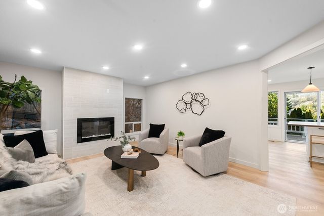 6512 150th Place SE, Bellevue, WA 98006