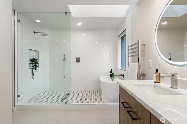 6512 150th Place SE, Bellevue, WA 98006