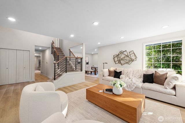 6512 150th Place SE, Bellevue, WA 98006