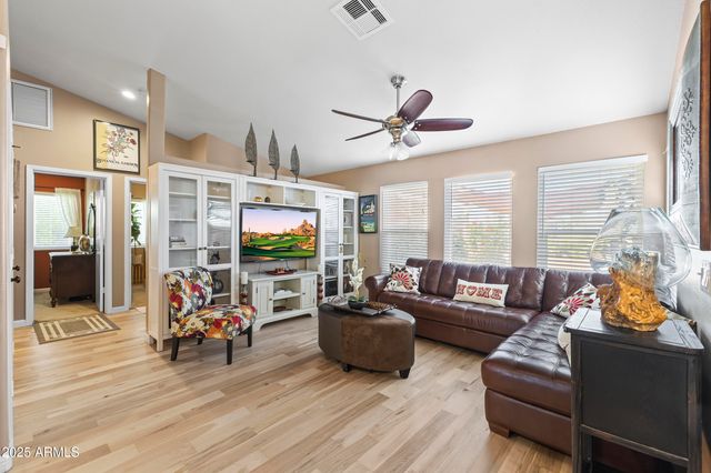 922 W HUDSON Way, Gilbert, AZ 85233