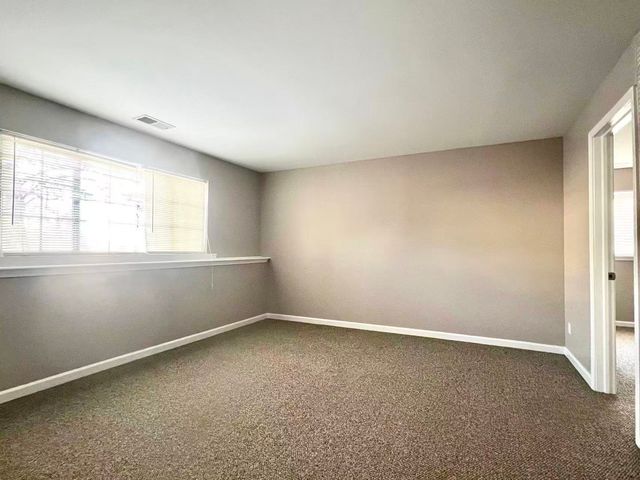 3356 Ravinia Circle 3356, Aurora, IL 60504