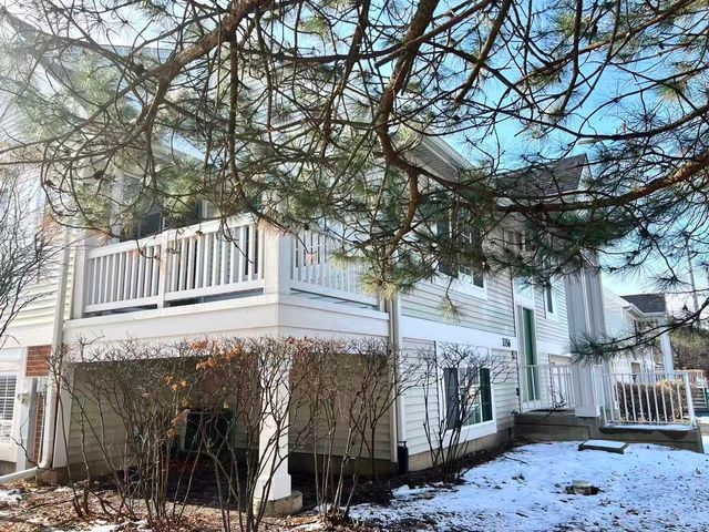 3356 Ravinia Circle 3356, Aurora, IL 60504