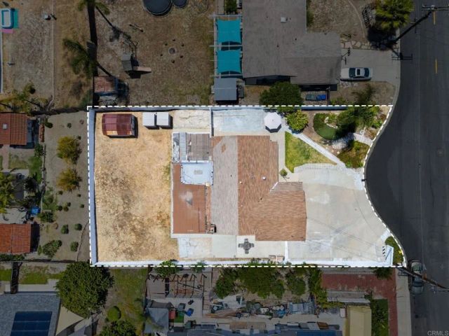 811 Earth Drive, Vista, CA 92083