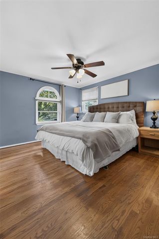 73 Maple Place, Huntington, NY 11743