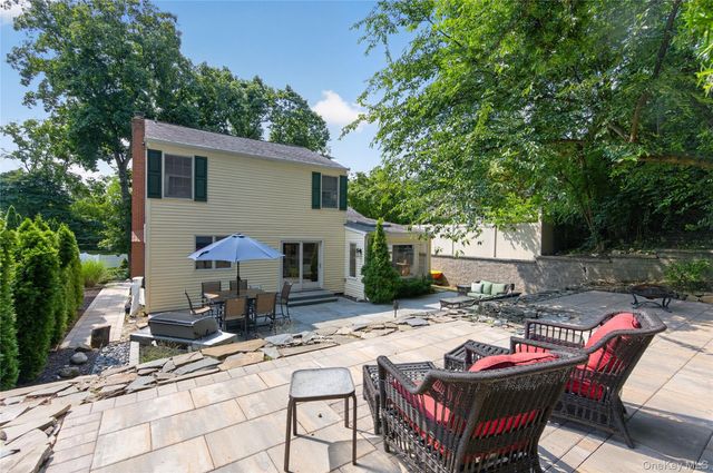 73 Maple Place, Huntington, NY 11743