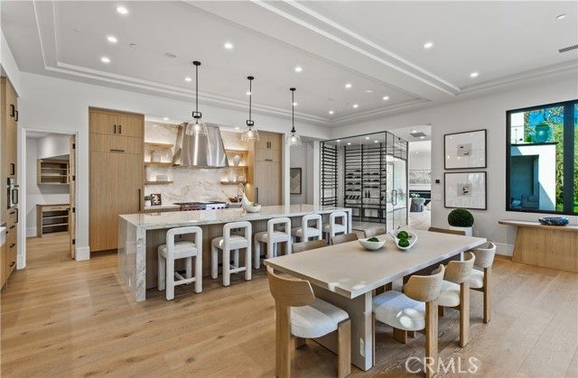 76 Hillcrest Lane, Newport Beach, CA 92660