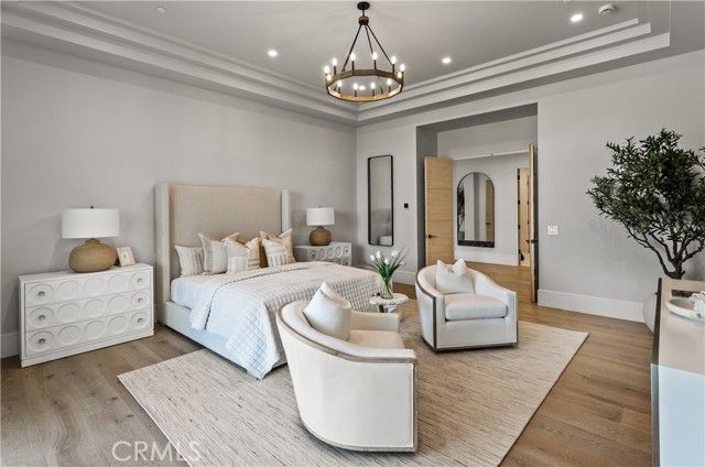 76 Hillcrest Lane, Newport Beach, CA 92660