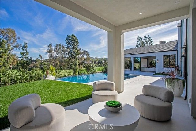 76 Hillcrest Lane, Newport Beach, CA 92660