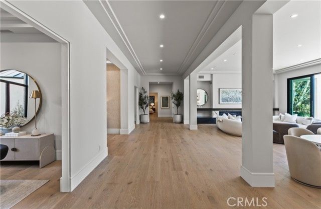 76 Hillcrest Lane, Newport Beach, CA 92660