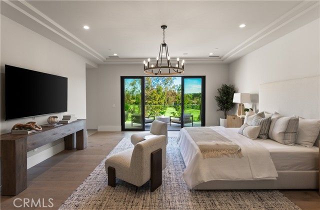 76 Hillcrest Lane, Newport Beach, CA 92660