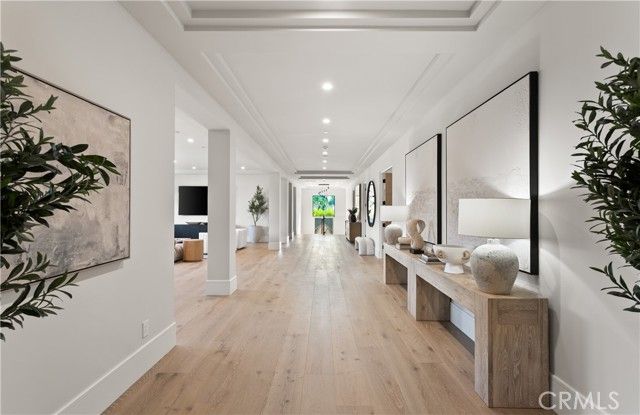 76 Hillcrest Lane, Newport Beach, CA 92660