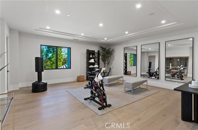 76 Hillcrest Lane, Newport Beach, CA 92660