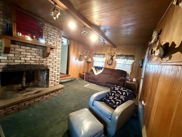 24155 STATE HIGHWAY 27 Highway, Meadville, PA 16335