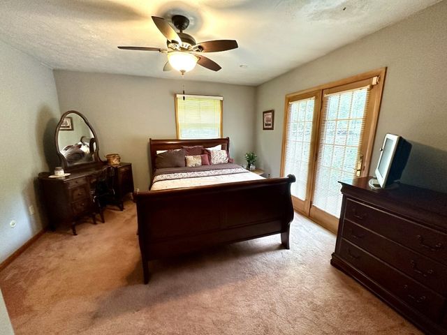 24155 STATE HIGHWAY 27 Highway, Meadville, PA 16335