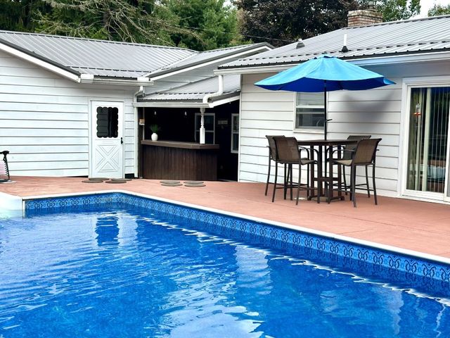 24155 STATE HIGHWAY 27 Highway, Meadville, PA 16335