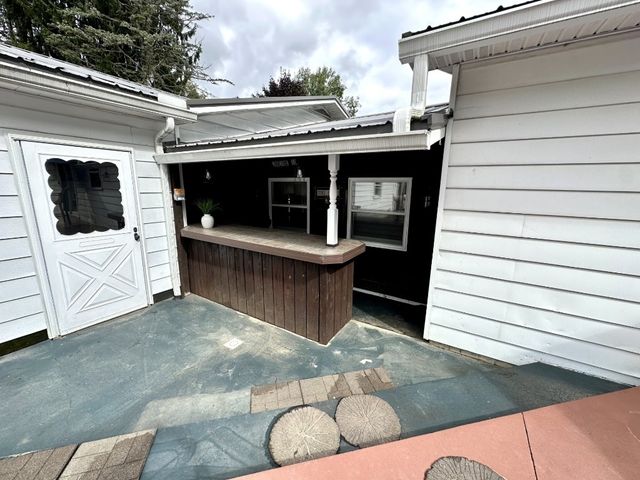 24155 STATE HIGHWAY 27 Highway, Meadville, PA 16335