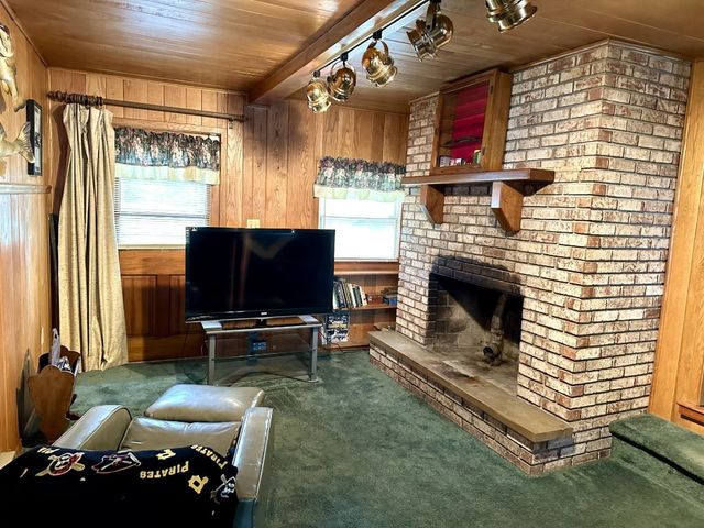 24155 STATE HIGHWAY 27 Highway, Meadville, PA 16335