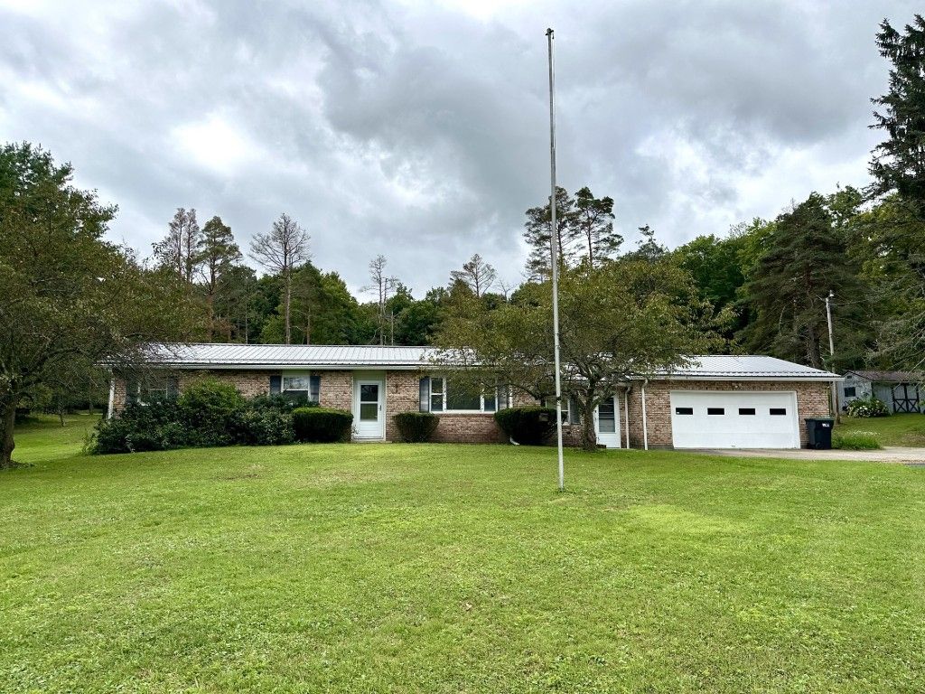 24155 STATE HIGHWAY 27 Highway, Meadville, PA 16335