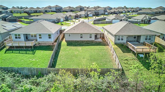 534 Woodcreek Loop, Lowell, AR 72745