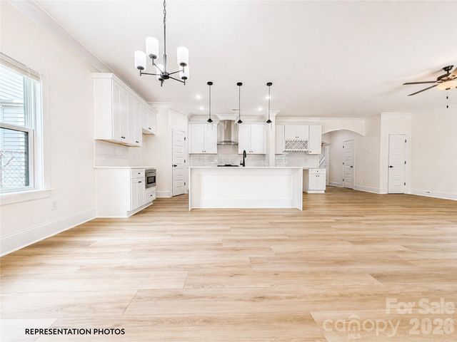 1224 N Sharon Amity Road, Charlotte, NC 28211