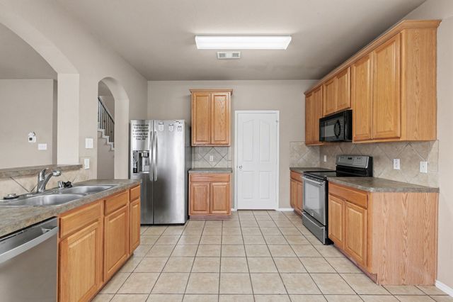 2028 Athabasca Falls Drive, Anna, TX 75409