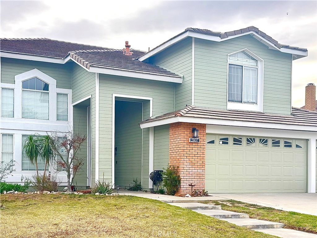 2807 W Via Bello Drive, Rialto, CA 92377