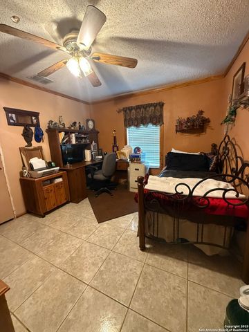 277 Justo Garza, Carrizo Springs, TX 78834