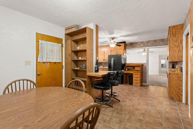 1100 W Lubbock Street, Slaton, TX 79364